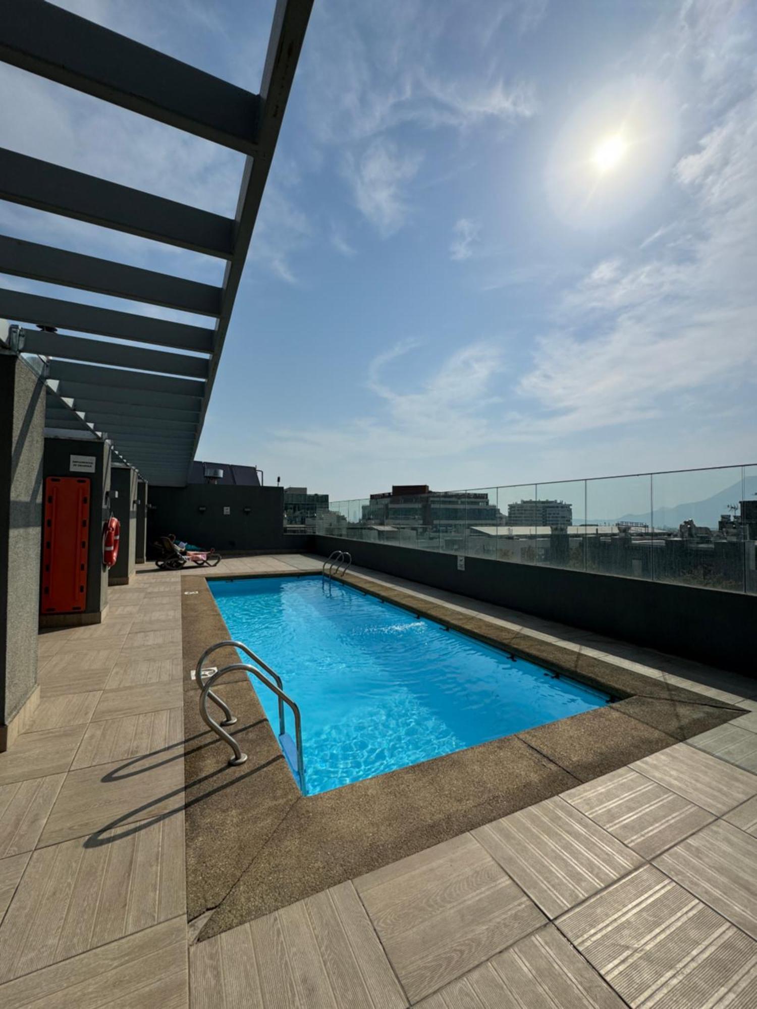 Depto A Pasos Clinica Condes Apartamento Santiago